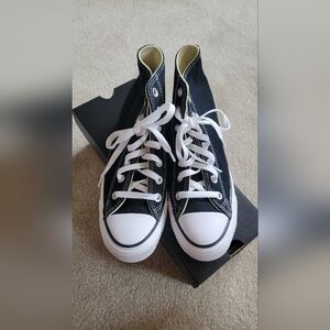 Converse high top black white size 7.5